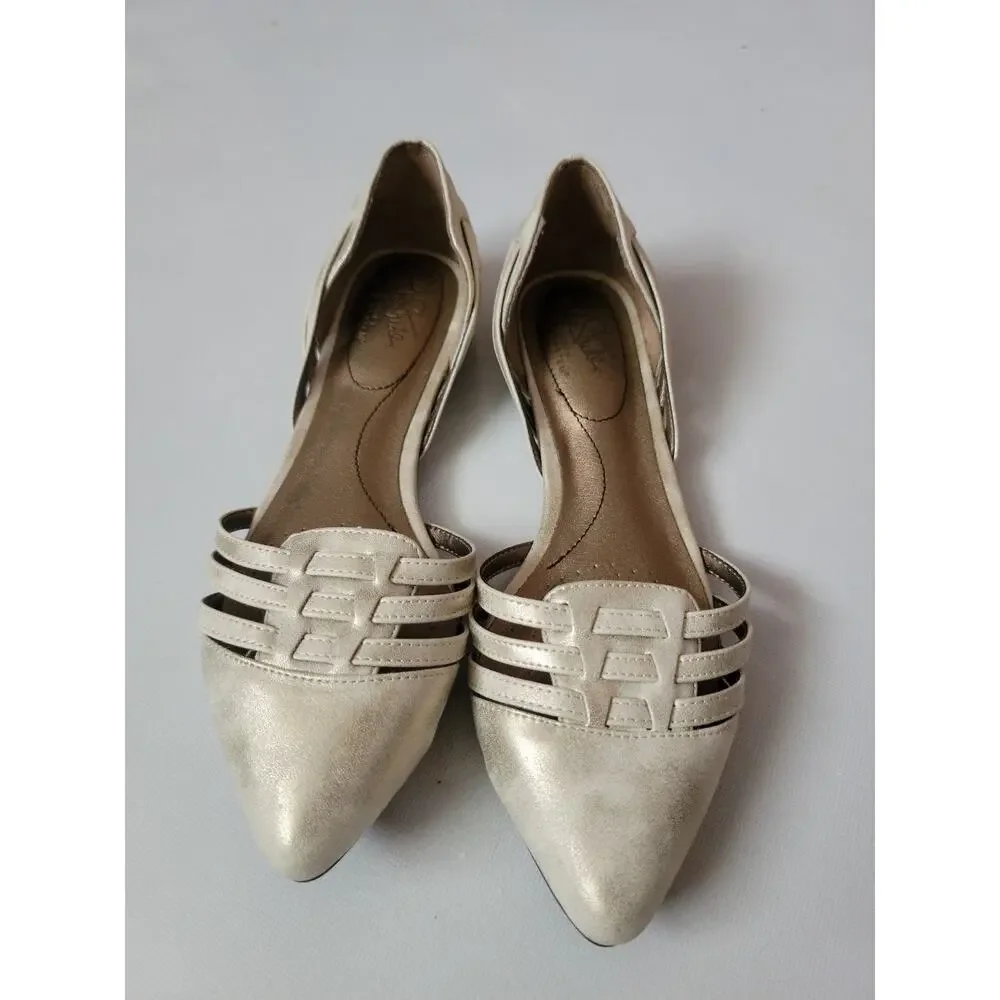 Life‎ Stride women's pointed toe gold flats cut puts size 7.5